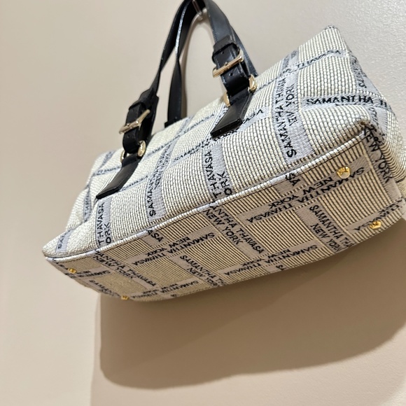 Samantha Thavasa New York Hand Bag - Picture 5 of 11